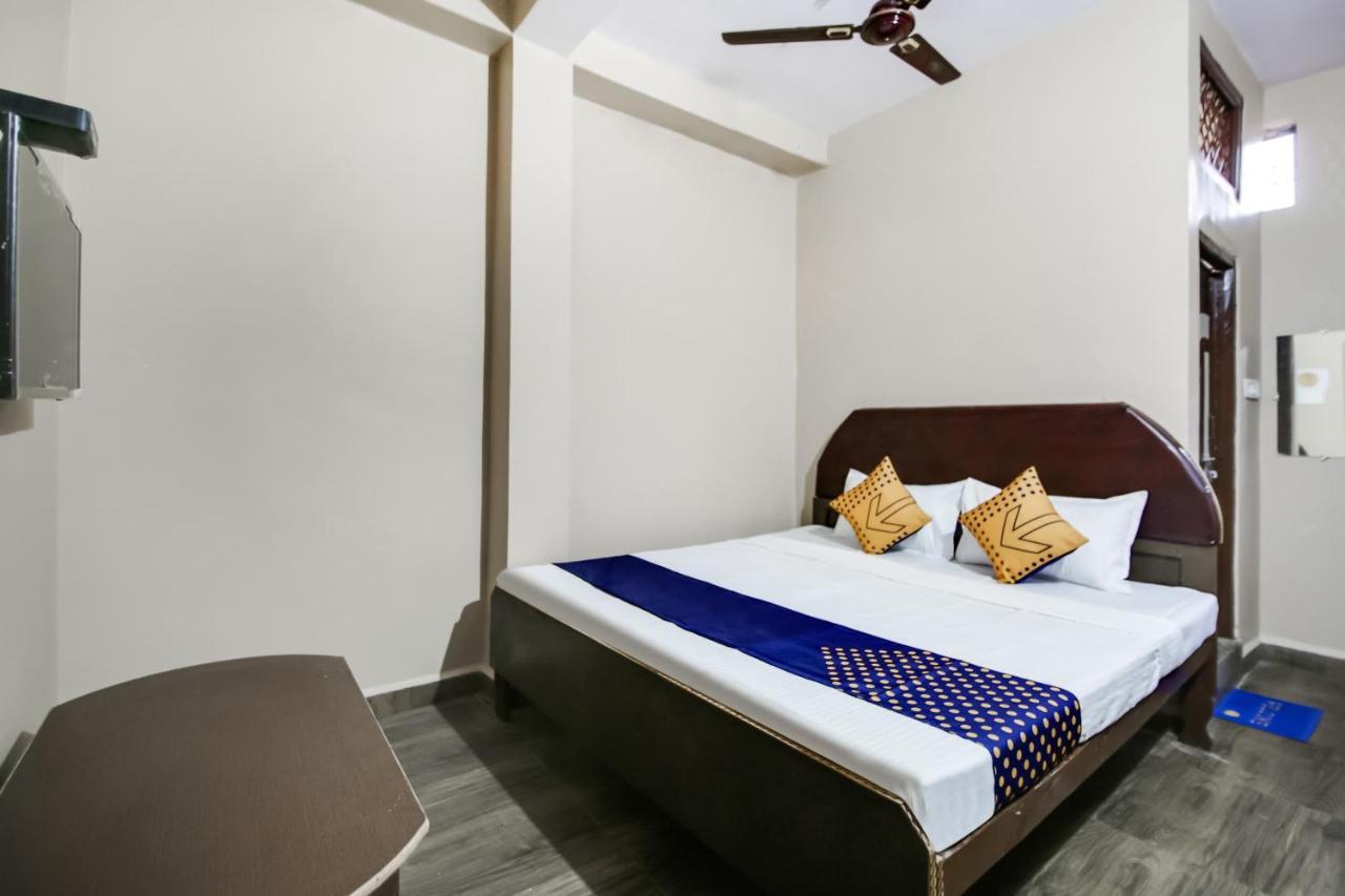 Spot On Hotel Madhur Prem Katni Dış mekan fotoğraf