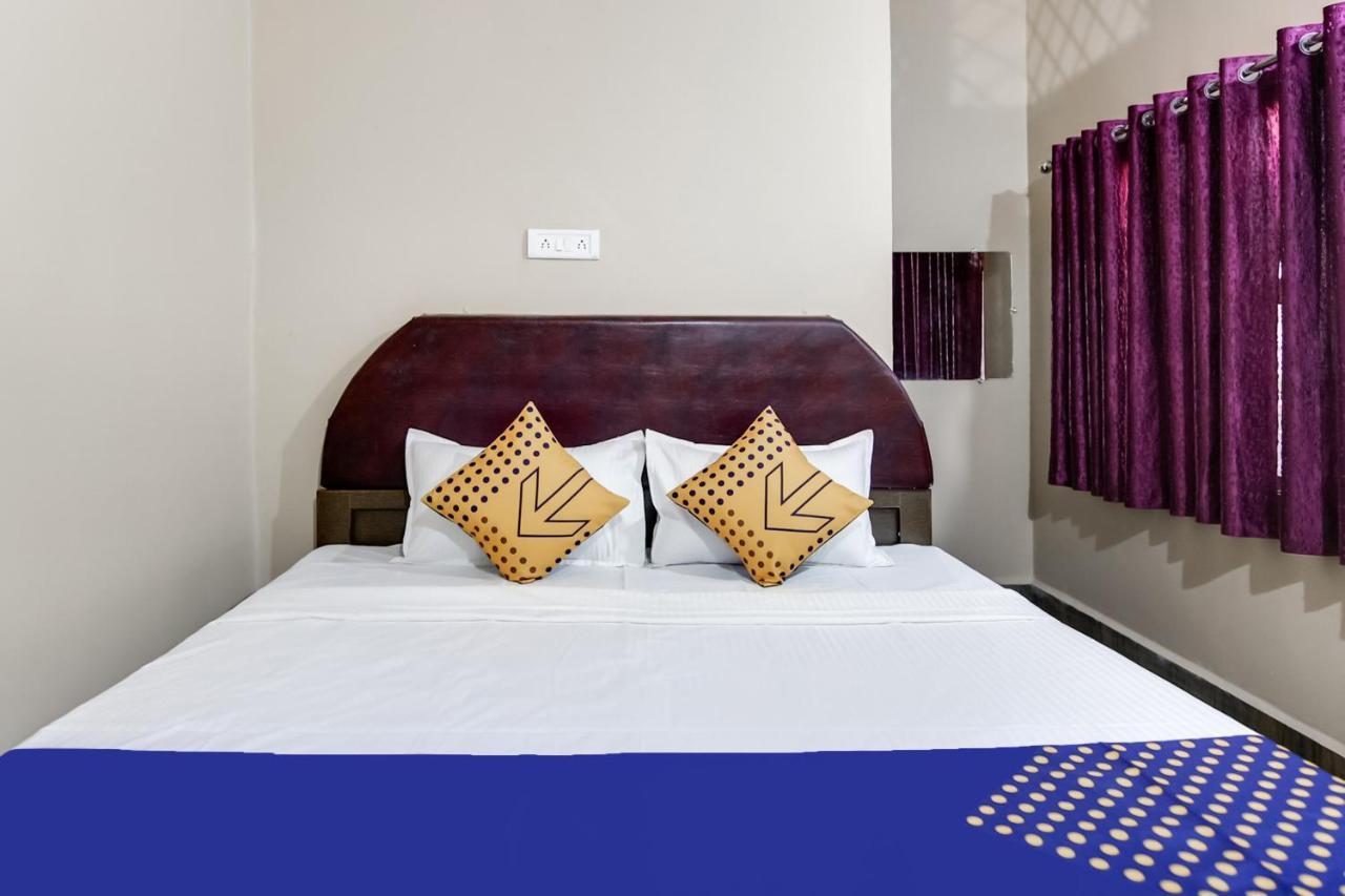 Spot On Hotel Madhur Prem Katni Dış mekan fotoğraf